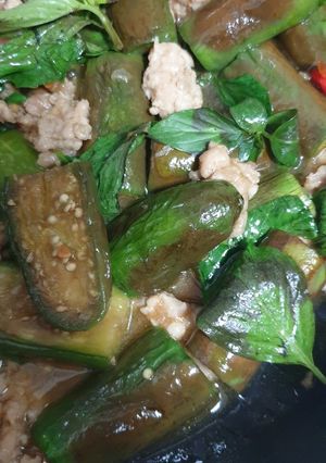 รูปของ ผัดมะเขือยาวกับหมูกุ้งสับ