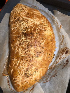 Una foto de Calzone gigante