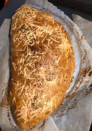 Una foto de Calzone gigante
