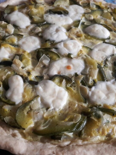 Una foto de Tarta de zapallitos con masa casera