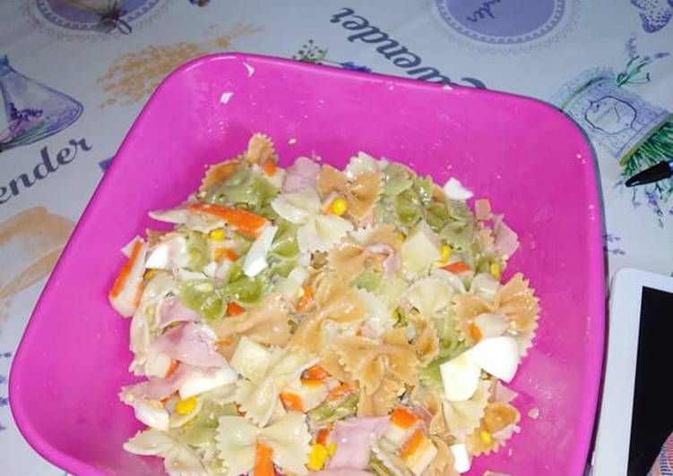 Ensalada de pasta sencilla y rápida de hacer