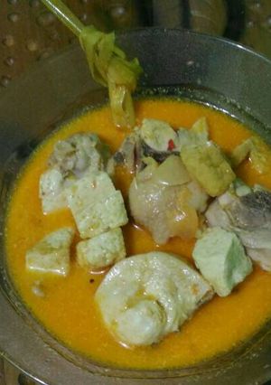 Foto resep Opor ayam tahu bumbu kuning