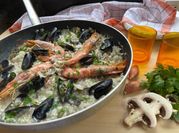 Una foto di risotto pesce