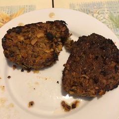 A picture of Hazelnut and apricot stuffing.