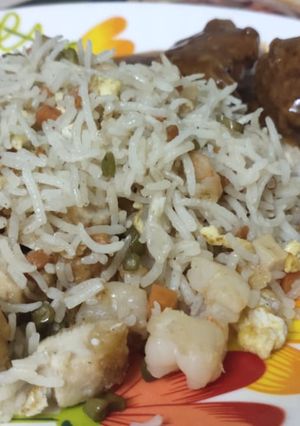 মিক্স ফ্রাইড রাইস (mix fried rice recipe in Bengali) রেসিপির প্রধান ছবি