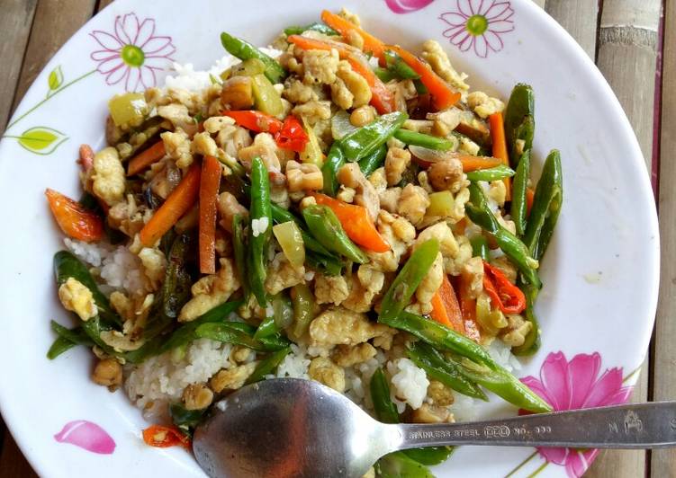 Oseng tempe,buncis,wortel pedas