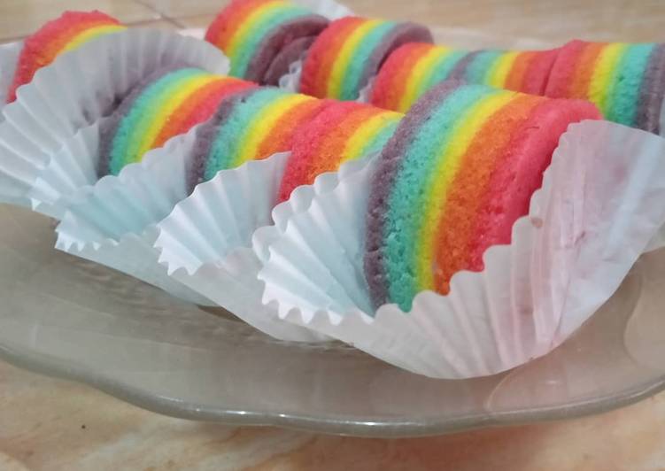 Rainbow Cake Gulung (Bolu Gulung Pelangi)