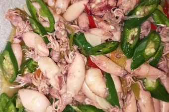 Cara Gampang Menyiapkan Tumis cumi asin cabe ijo Enak Dan Mudah
