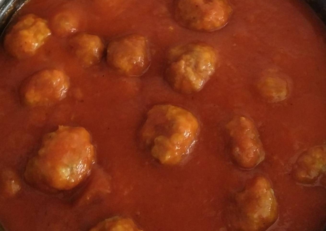 Albóndigas con tomate