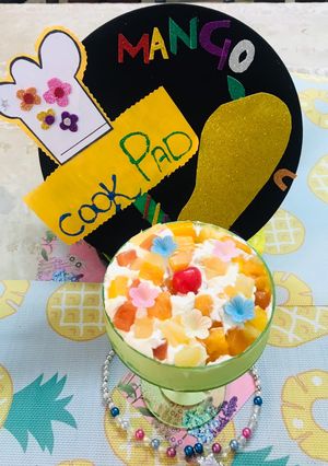 A picture of Mango fruit glory parfait.