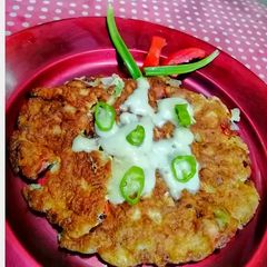 A picture of Spanish Cheese omelette in desi style. 🍳🧀.