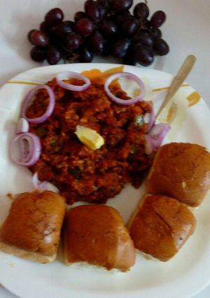 A picture of Pav bhaji.