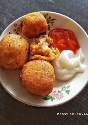 Foto resep Bitterballen Kentang (isi sisa ayam opor)