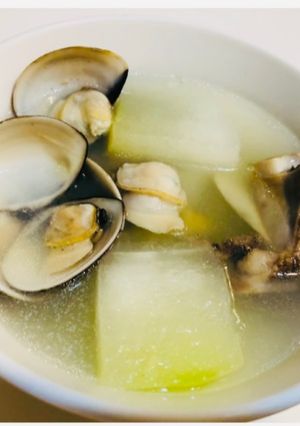 冬瓜蛤蜊排骨湯 的食譜成品照片