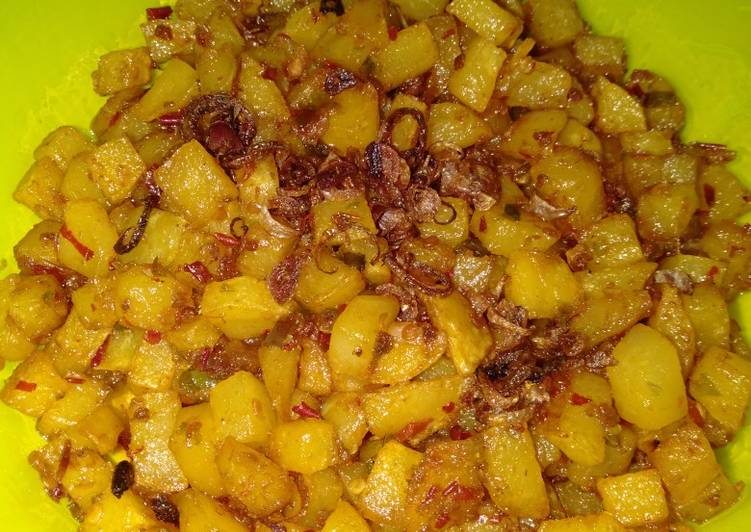 17. Kentang Balado Simple by Uliz Kirei