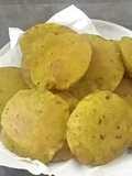 Moong & Moth beans Sproutes Masala poori