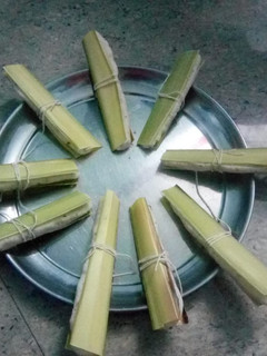 ஓலைக்கொழுக்கட்டை (olai kolkattai recipe in tamil) செய்முறை முக்கிய புகைப்படம்
