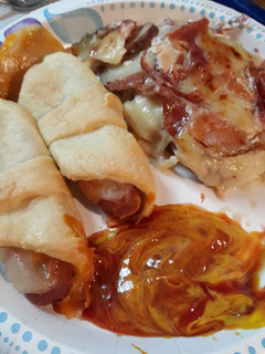 A picture of Croissant-Dogs.