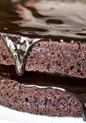 A picture of Eggless Chocolate Ganache Cake.