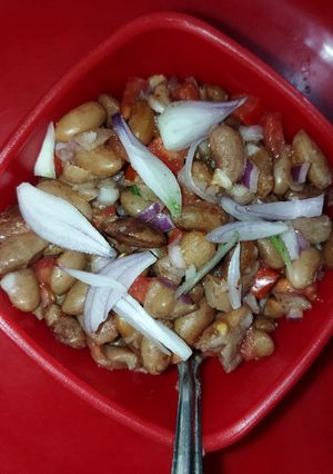 A picture of Kidney beans salad.
