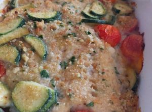 Foto di Platessa gratinata con zucchine e pomodorini