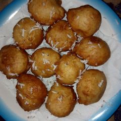 A picture of Puff puff/fanke.