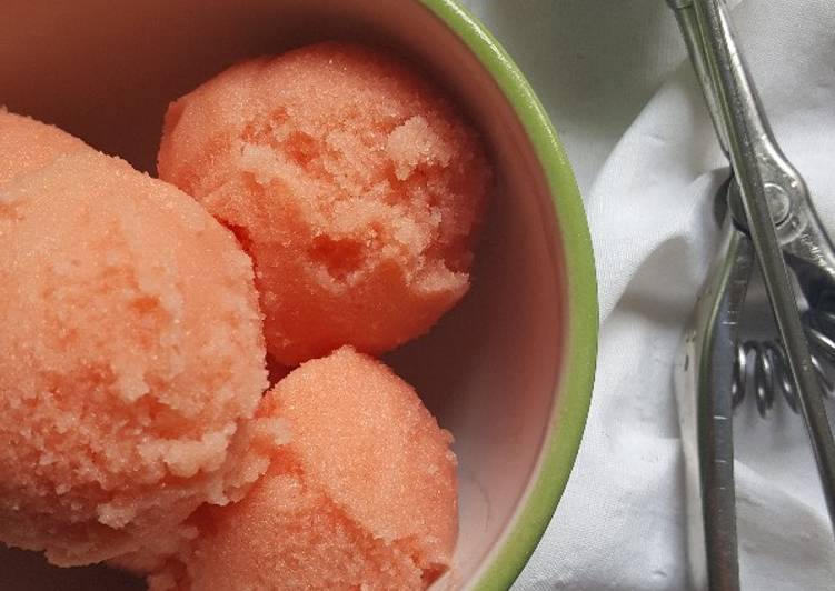 Guide to Prepare Watermelon Sorbet in 25 Minutes for Family