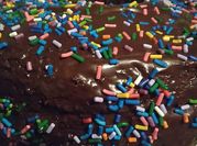 Una foto de cobertura torta nesquik