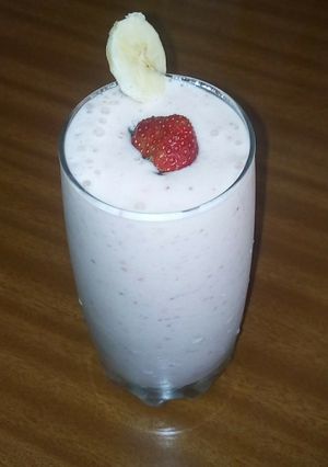 A picture of Strawberry Banana Smoothie.
