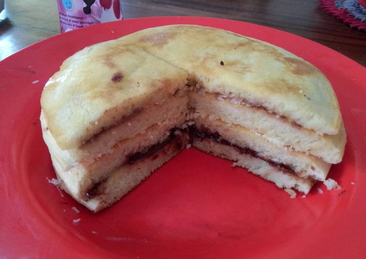 Cara Gampang Bikin Pancake susun coklat keju, Enak