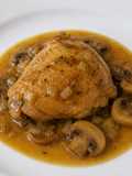 Muslos de pollo guisados