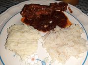 Una foto de salsa preparada