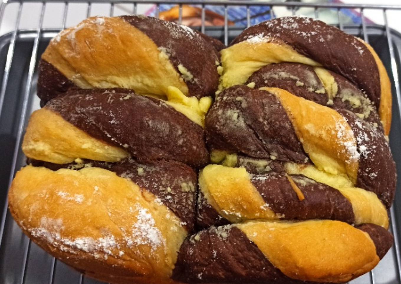 Roti tawar ulir coklat