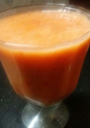 A picture of Orange carrot juice.