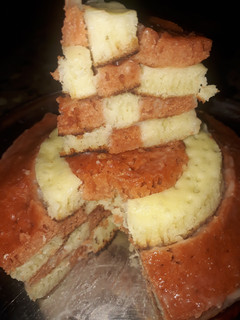 ரெட் வெல்வெட் செஸ் கேக் (Red velvet chess cake recipe in tamil) செய்முறை முக்கிய புகைப்படம்