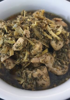 A picture of Herbal Chicken aka kacangma koi ciu.