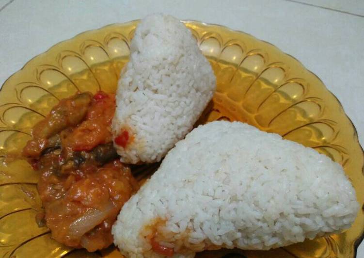 Nasi Kepal/Onigiri (isi saus pasta homemade)
