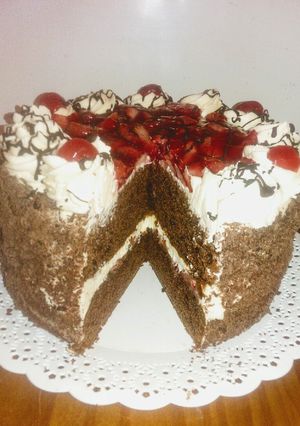Una foto de Torta de Nesquik ideal para rellenar y decorar como quieras!