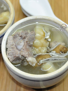 小魚干苦瓜排骨湯(電鍋煮湯) 的食譜成品照片