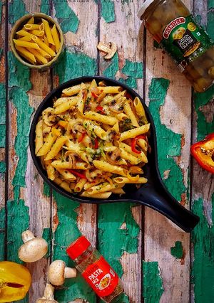 A picture of Mushroom Penne Pasta.