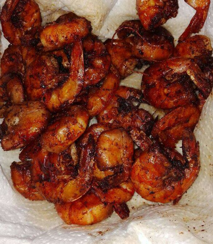 Una foto de Camarones al mojo de ajo