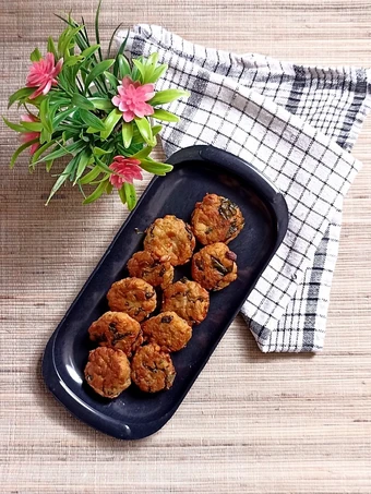 Langkah Gampang Menyiapkan Resep Mendol tempe kemangi yang Lezat Sekali Anti Ribet, Lezat