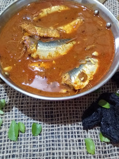 கேரளா 🐟 மீன் கரி! (meen gravy recipe in Tamil) செய்முறை முக்கிய புகைப்படம்