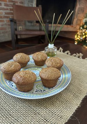 Una foto de 🍎 MUFFINS INTEGRALES DE MANZANA 🍎