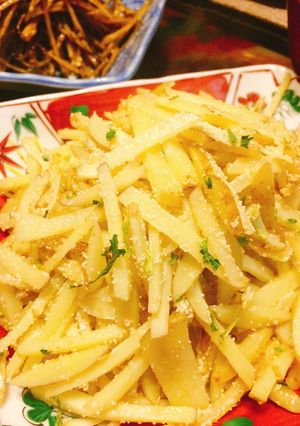 明太子馬鈴薯絲 的食譜成品照片