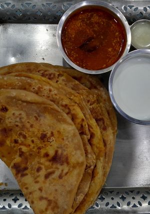 A picture of Shahi Puran Poli.