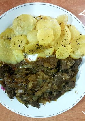 Una foto de Hígado encebollado Deli