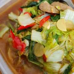 A picture of Tumis sawi hijau dan putih.