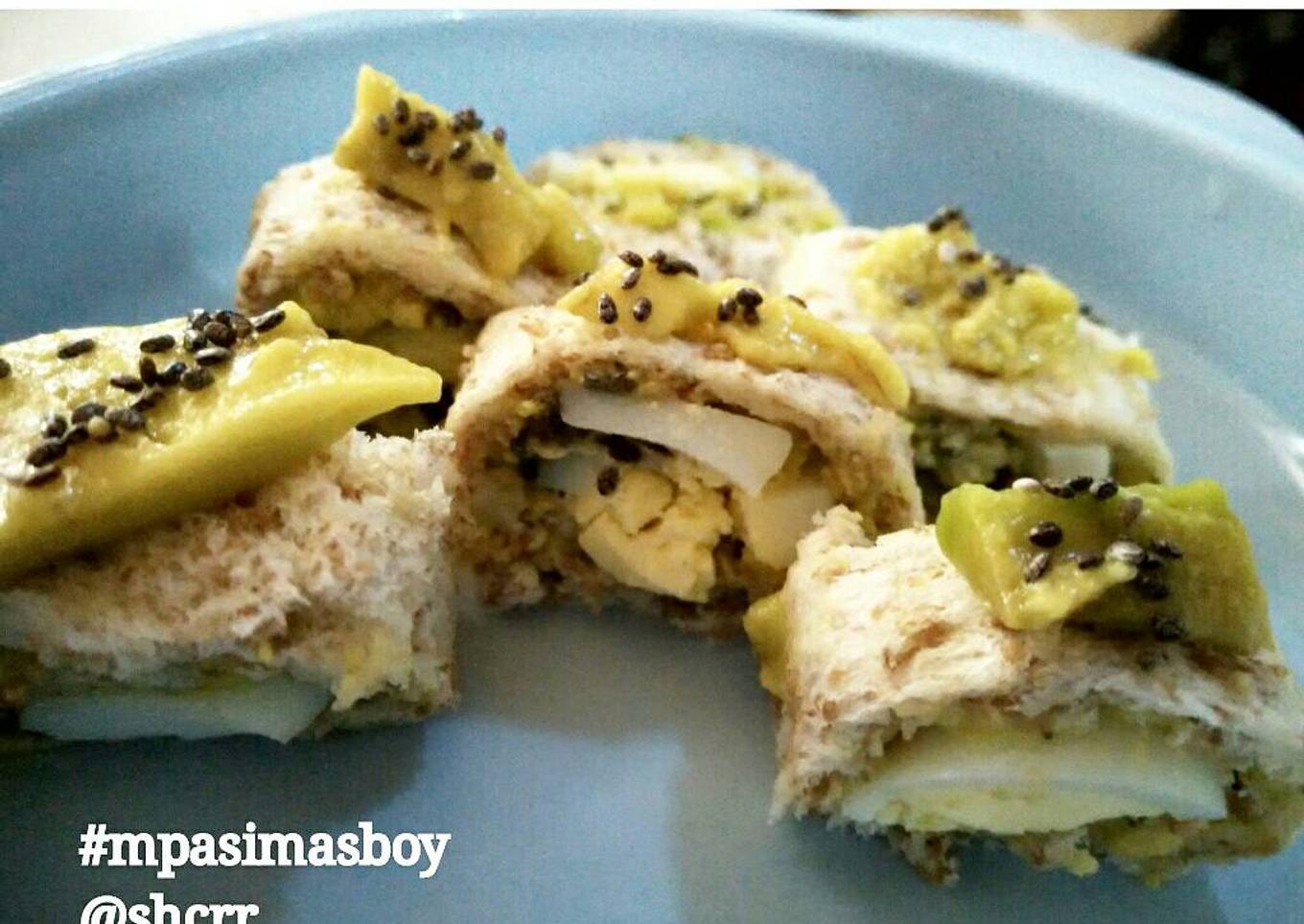 Roti gulung telur puyuh (MPASI 10+)