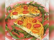 Une photo de omelette fromage
